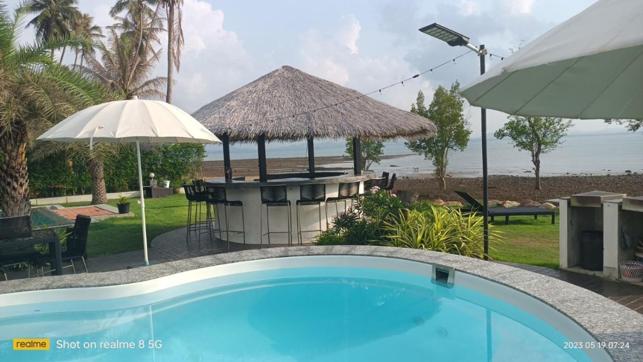 Ganze Villa Beachfront-Pool-Villa-Apartment Ko Čang Exteriér fotografie
